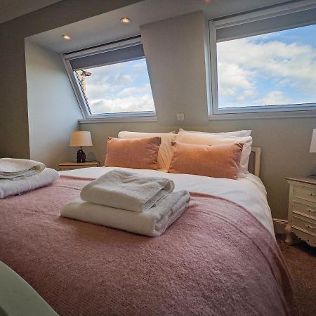 Beautiful Spacious Central Flat, Pitlochry Extérieur photo