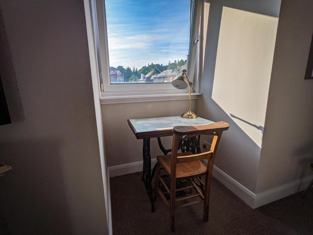 Beautiful Spacious Central Flat, Pitlochry Extérieur photo